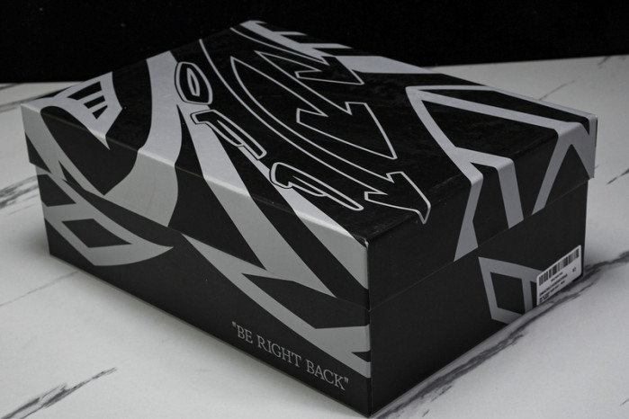 of be right back sneakers ob10