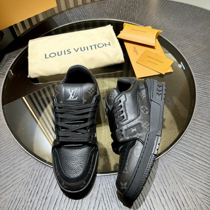 LOVT SNEAKER lv-206
