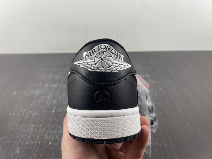 of travis scott x air jordan 1 ow dm7866-188